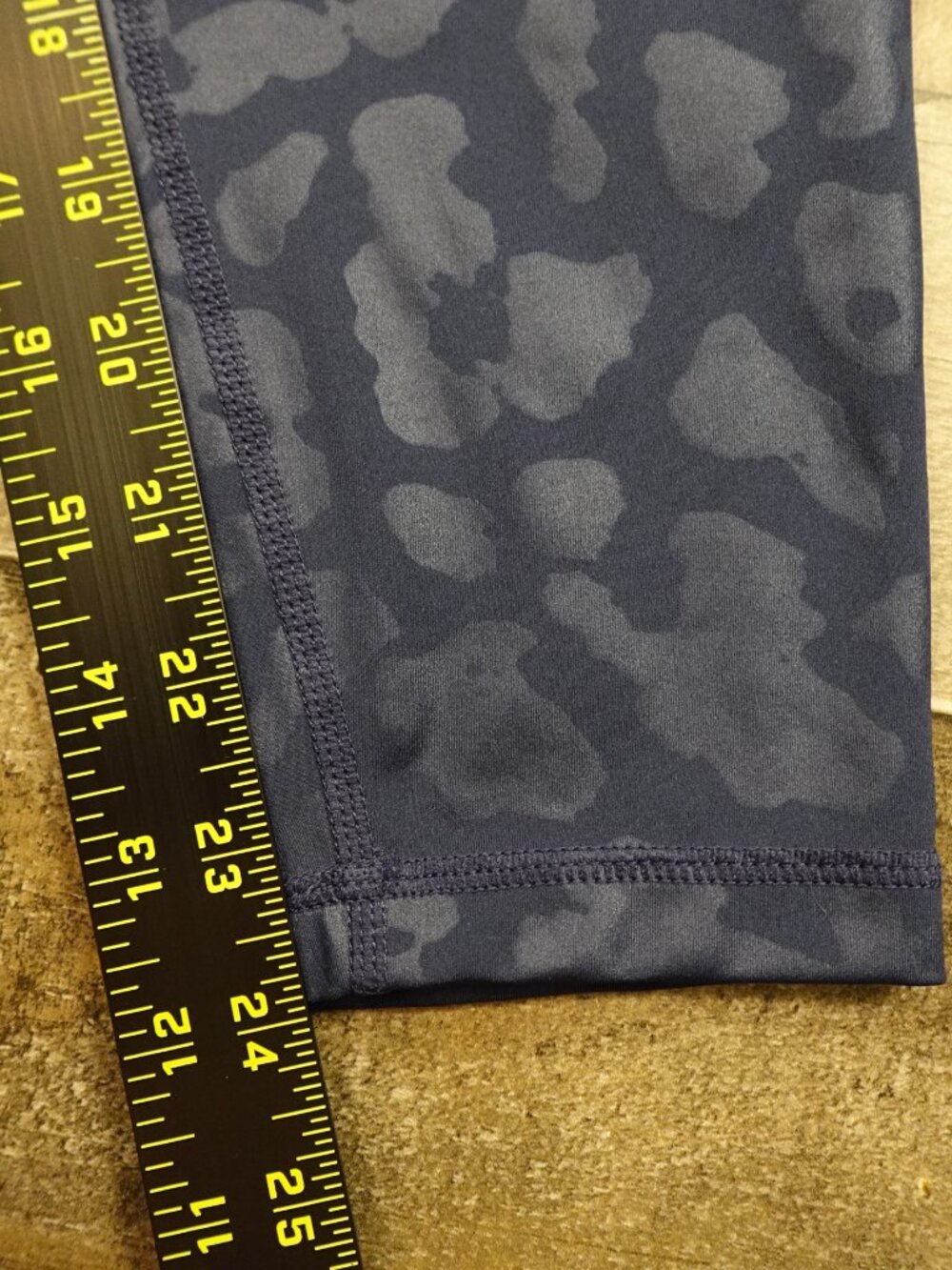 Nike Pro Dri-FIT High-Waisted 7/8 Leggings Women’s Medium Blue Leopard Print - Picture 5 of 12